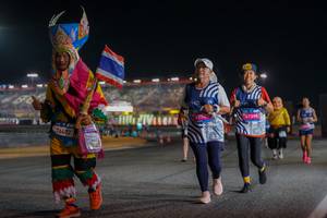 BIB: 76402, 47525, 47395
                            <button type="button" onclick="openModal(22812508)" class="btn btn-primary btn-sm float-right btn-popup" data-toggle="modal" data-target=".modal-high-quality">
                        <i class="fas fa-shopping-cart"></i> Add to Cart
                    </button>
                                            <button type="button" onclick="isThisMe(22812508, true)" class="btn btn-success btn-sm float-right btn-popup btn-isme hidden" data-toggle="tooltip" data-placement="bottom" title="นี่คือรูปของคุณใช่ไหม คลิกที่นี่เพื่อเอาเข้าอัลบั้ม">
                        <i class="fas fa-plus"></i> Add to album
                    </button>
                    <button type="button" onclick="isThisMe(22812508, false)" class="btn btn-warning btn-sm float-right btn-popup btn-isnotme hidden">
                        <i class="fas fa-ban"></i> Remove from album
                    </button>